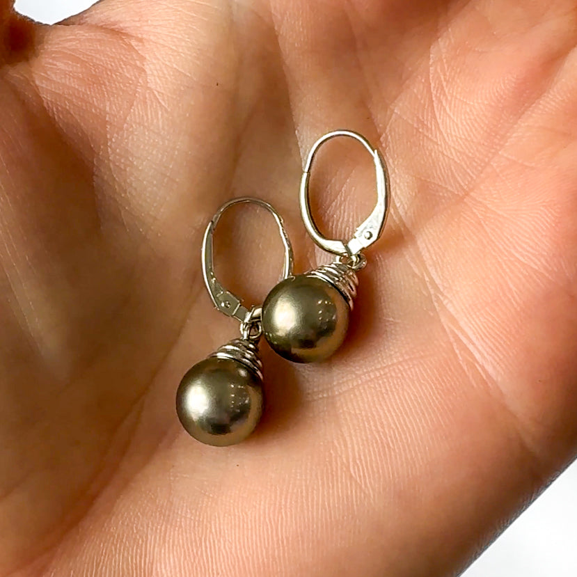 Tahitian Black Pearl Earrings