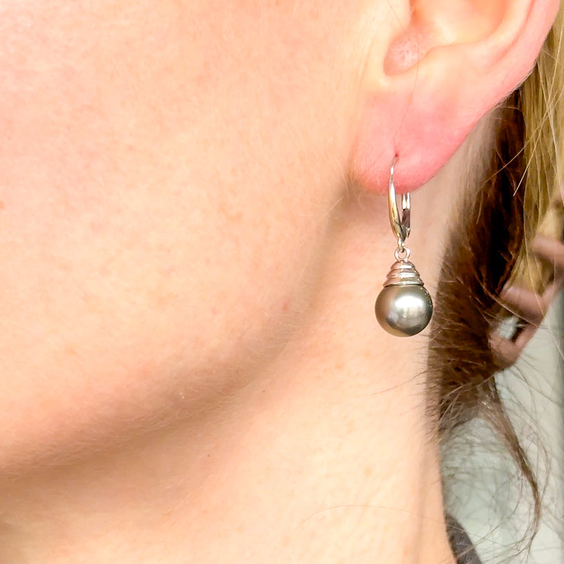Tahitian Black Pearl Earrings
