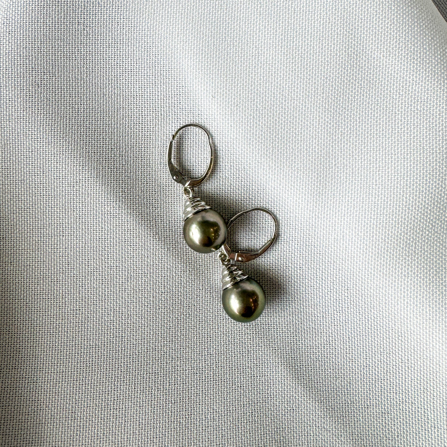 Tahitian Black Pearl Earrings